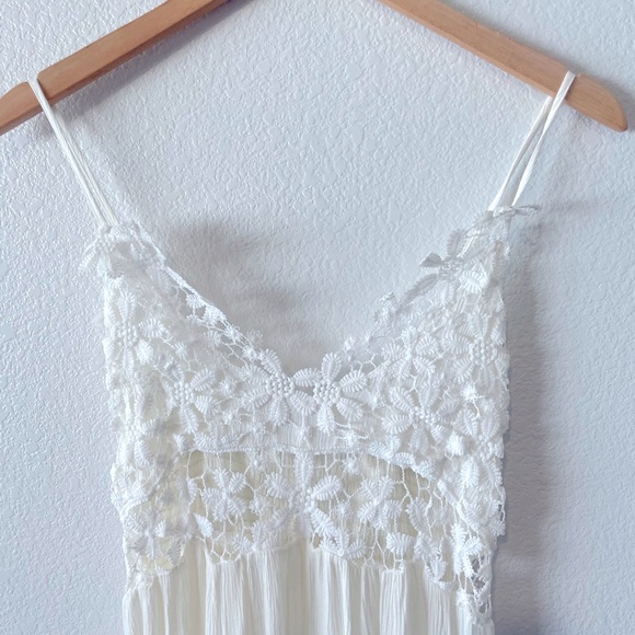 White Lace Dress - Picture 2 of 2